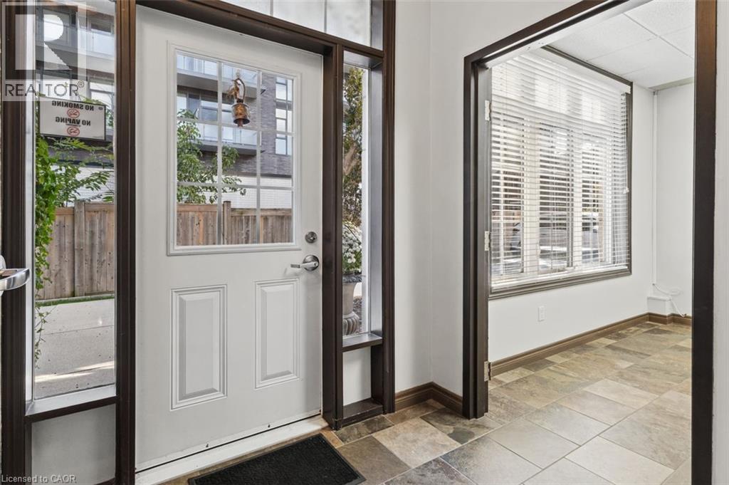 2090 Bates Common, Burlington, Ontario  L7R 0A5 - Photo 33 - 40873828