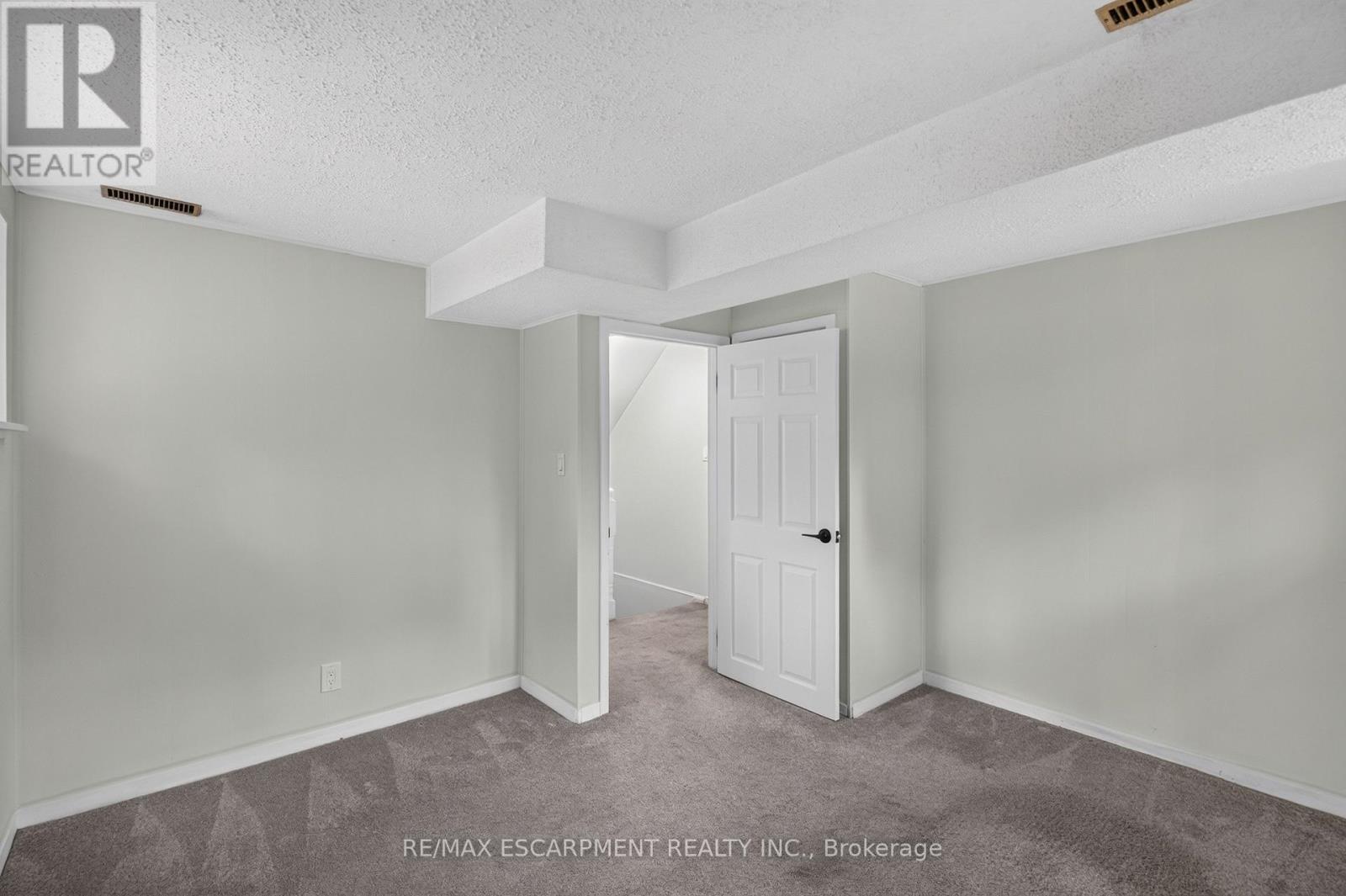 3401 Rockwood Drive, Burlington (Roseland), Ontario  L7N 3H6 - Photo 30 - W14120092
