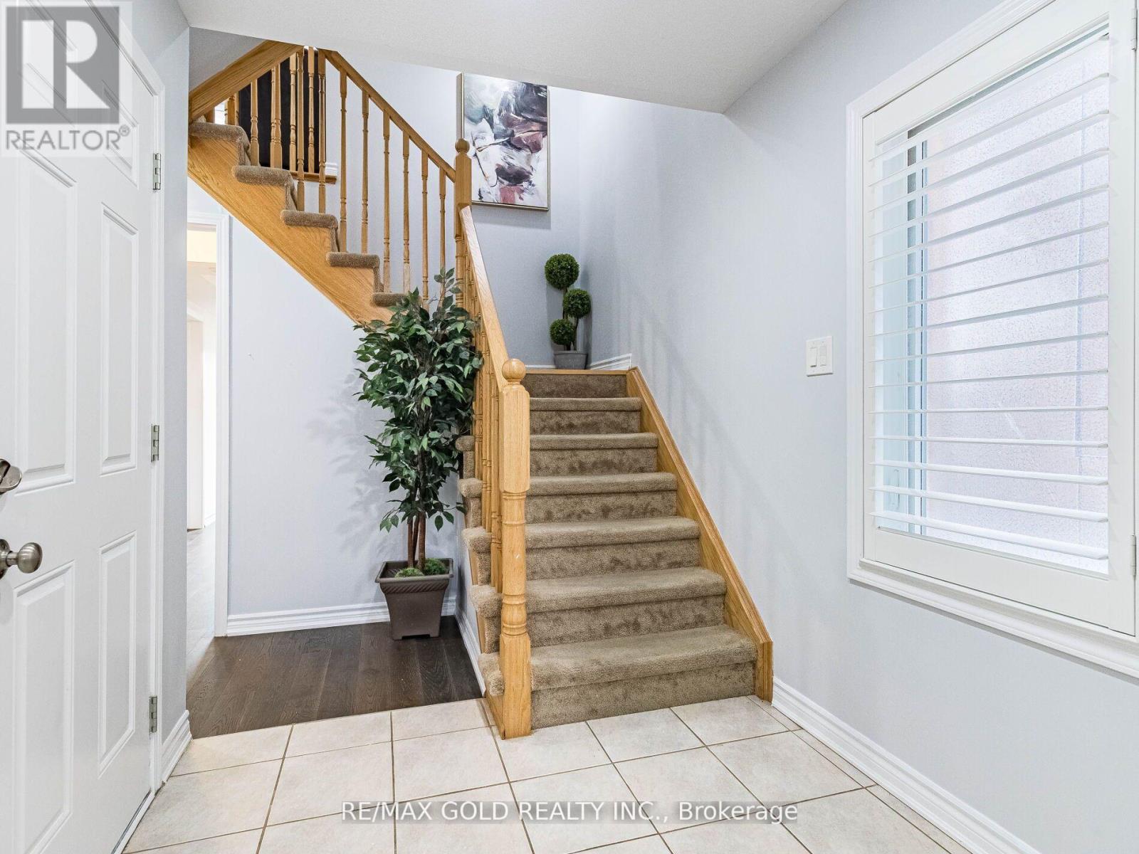98 Bannister Crescent, Brampton (Northwest Brampton), Ontario  L7A 4H4 - Photo 7 - W14120200