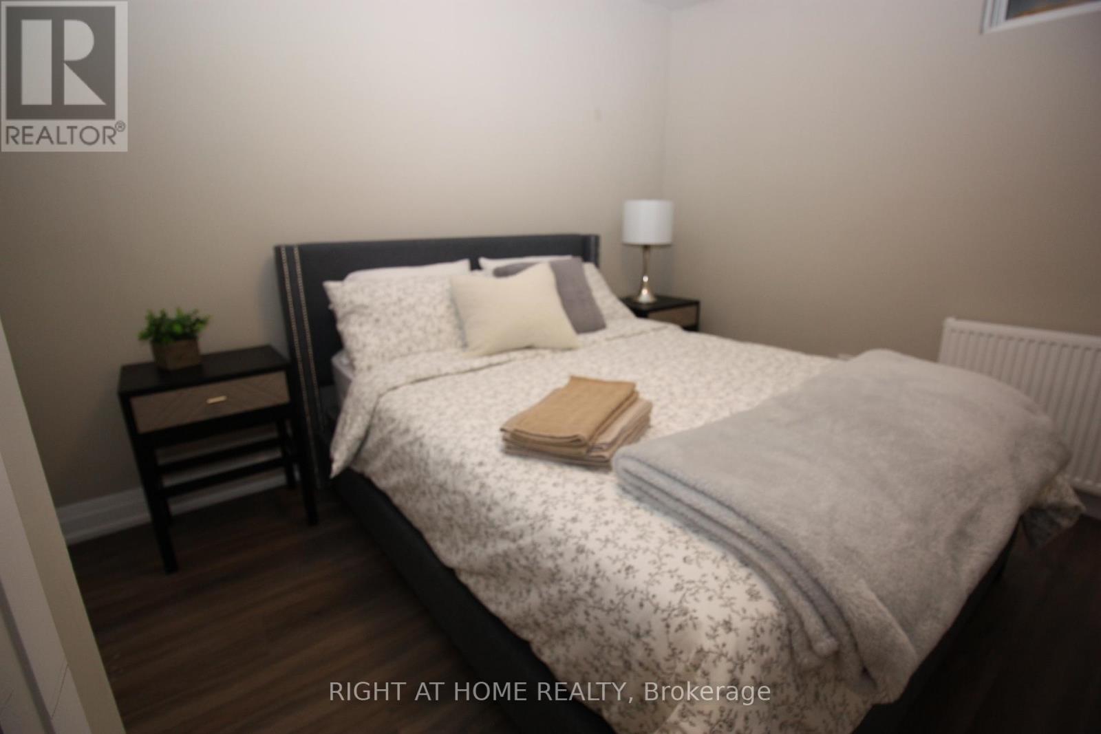 5 - 2 Glen Gordon Road, Toronto (High Park North), Ontario  M6P 1B8 - Photo 10 - W14120216