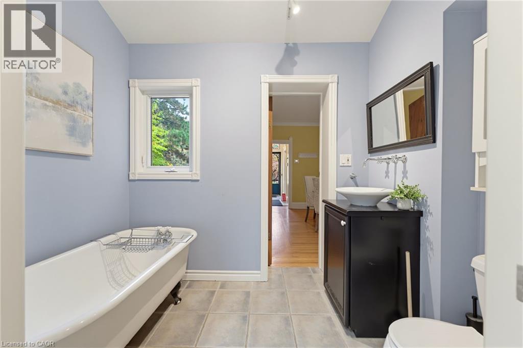 16 Alexander Street, Hamilton, Ontario  L8P 2A9 - Photo 15 - 40873997