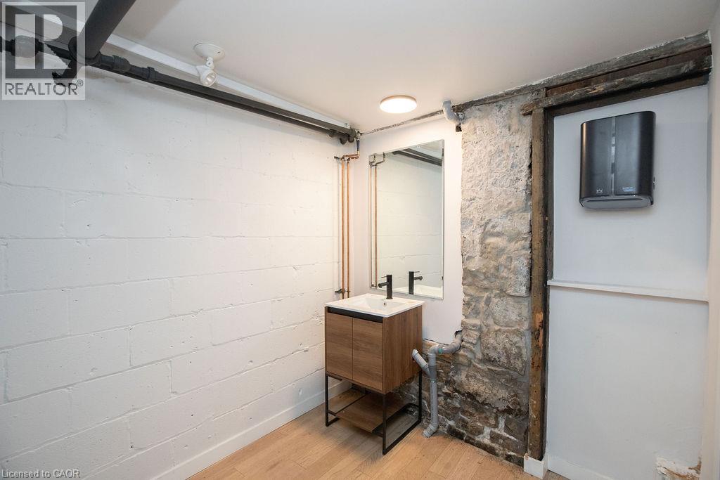 21 Rebecca Street, Hamilton, Ontario  L8R 1B3 - Photo 33 - 40849723