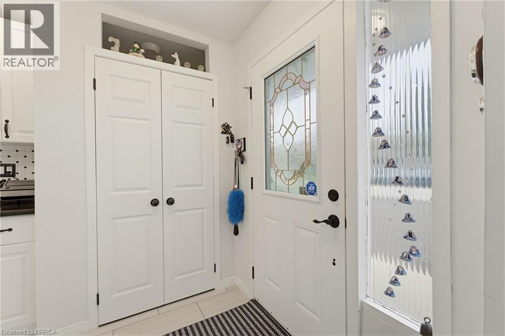 30 Maple Crescent, Paris, Ontario  N3L 3R4 - Photo 4 - 40873317