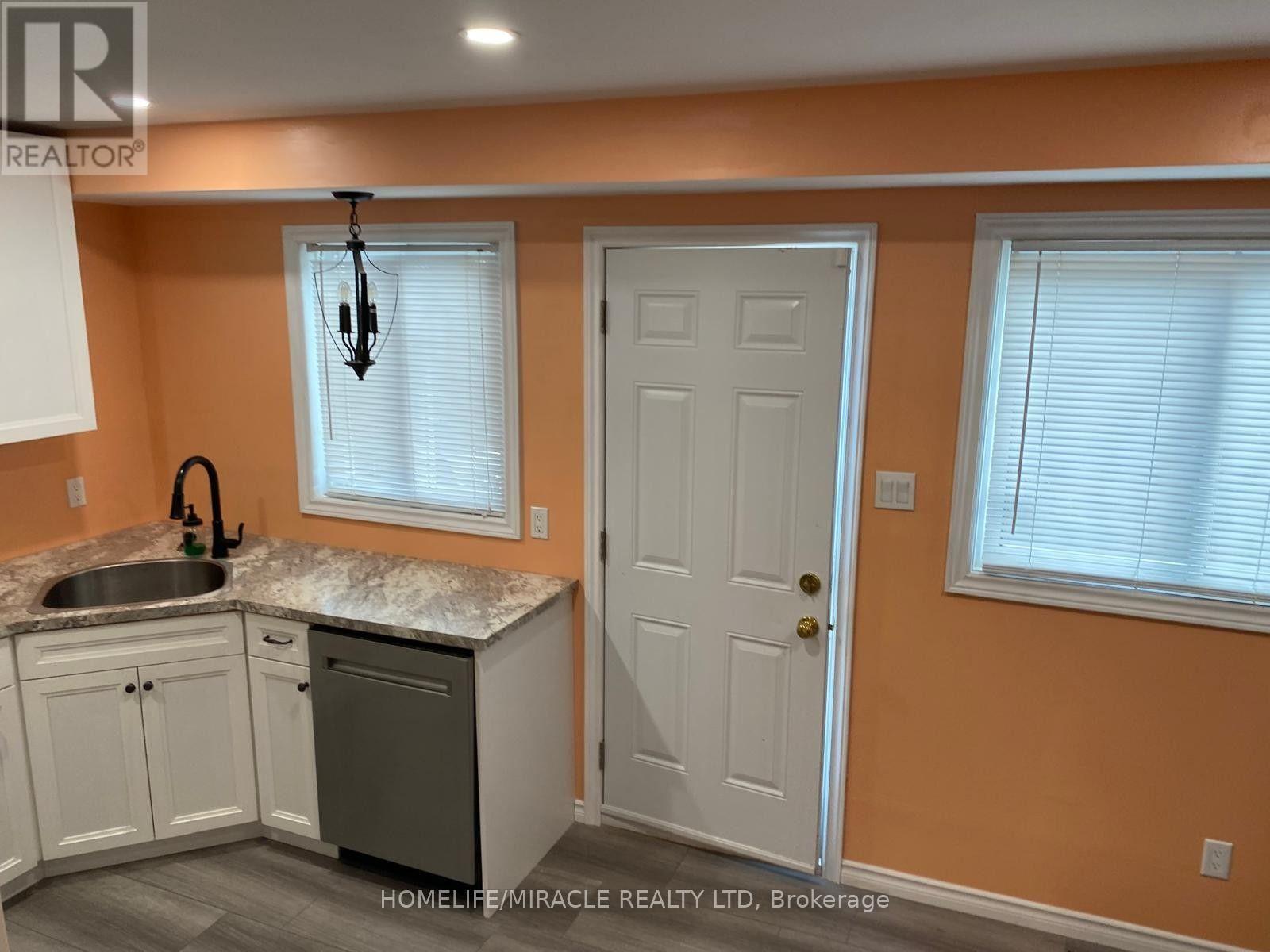 7 - 390 Springbank Avenue, Woodstock, Ontario  N4T 1L5 - Photo 3 - X14105014