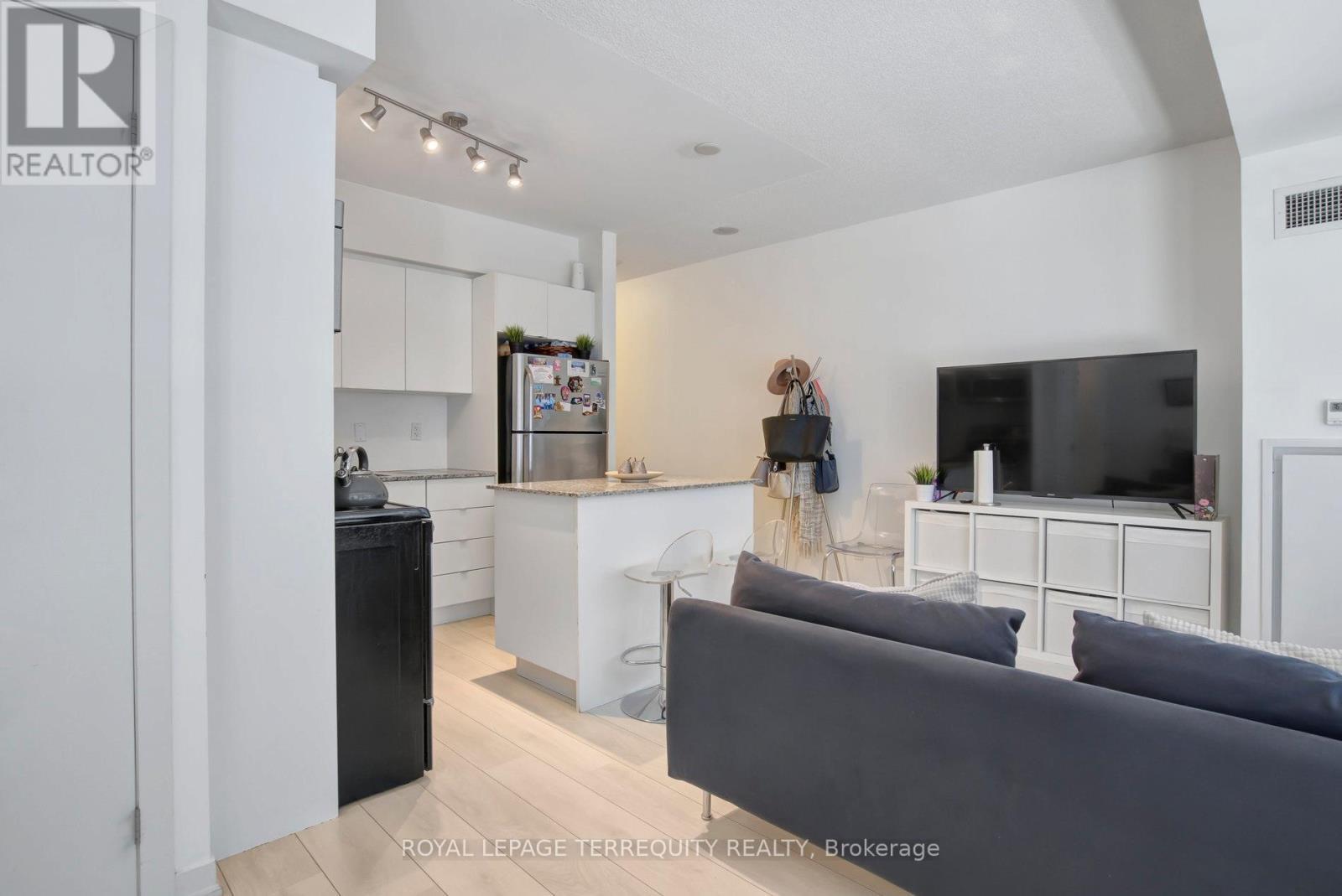 302 - 55 East Liberty Street, Toronto, Ontario  M6K 3P9 - Photo 7 - C14120348