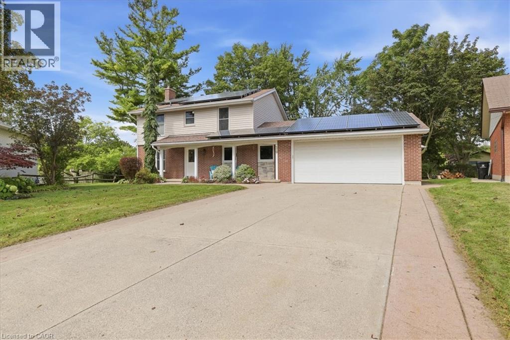 Detached for sale at 38 Lyle Place, Heritage Park, Kitchener, Ontario, photo 3