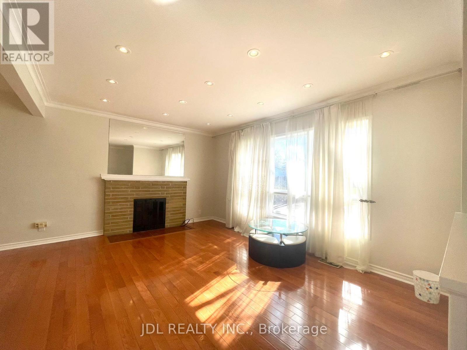Main - 73 Shilton Road, Toronto, Ontario  M1S 2J8 - Photo 2 - E14120396