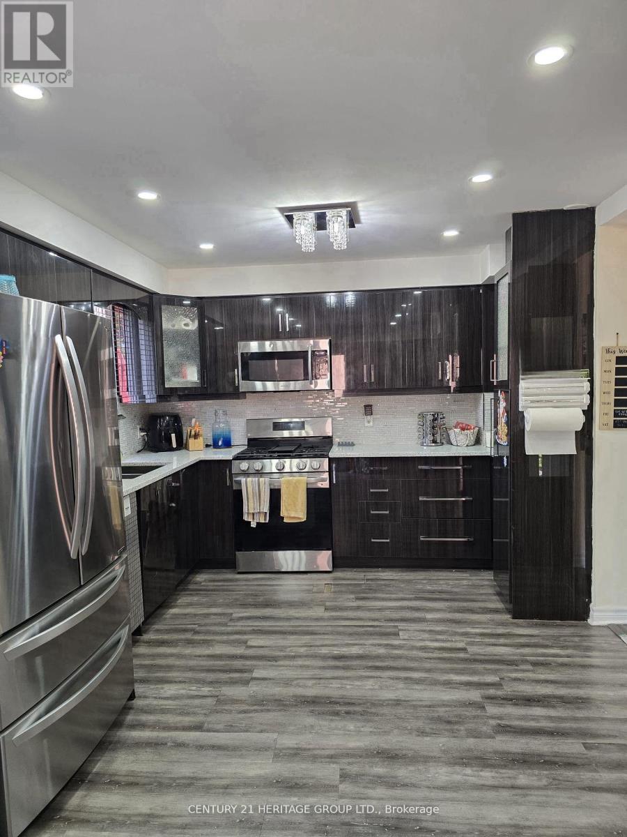 Main - 142 Hialeah Crescent, Whitby, Ontario  L1N 7L6 - Photo 6 - E14120468