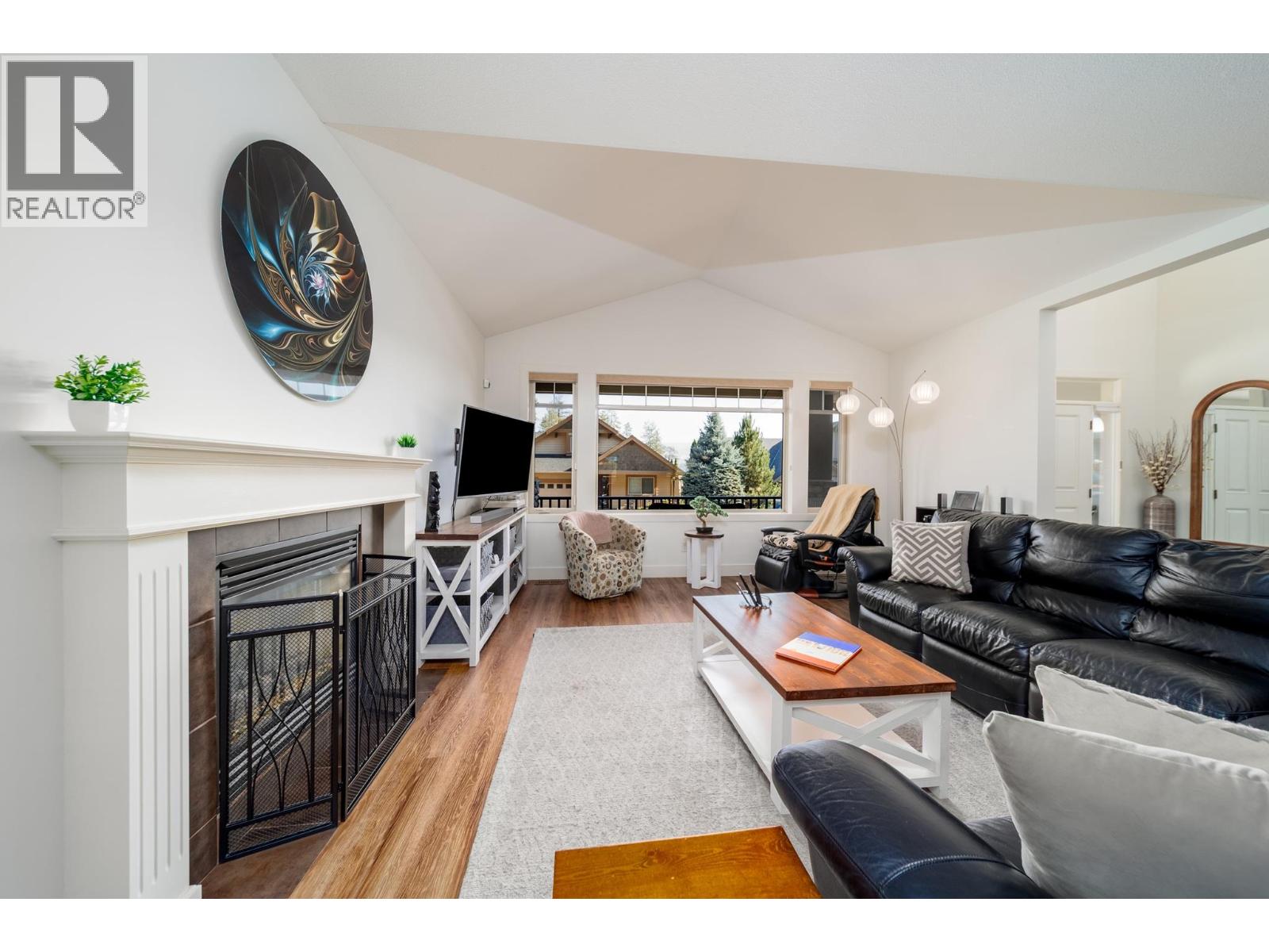 220 Terrace Hill Place, Kelowna, British Columbia  V1V 2T1 - Photo 5 - 10404411