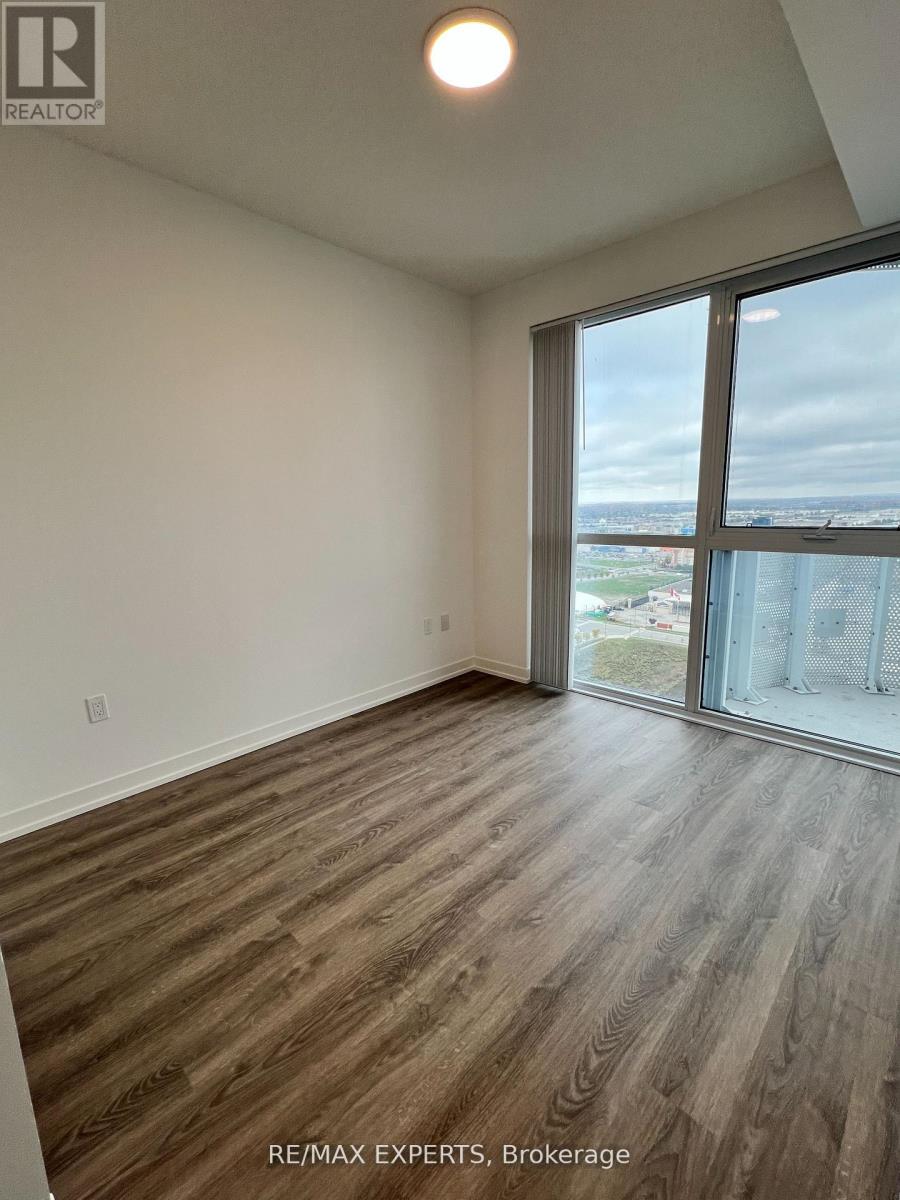 2803 - 8 Interchange Way, Vaughan (Vaughan Corporate Centre), Ontario  L4K 5Z7 - Photo 7 - N14120388