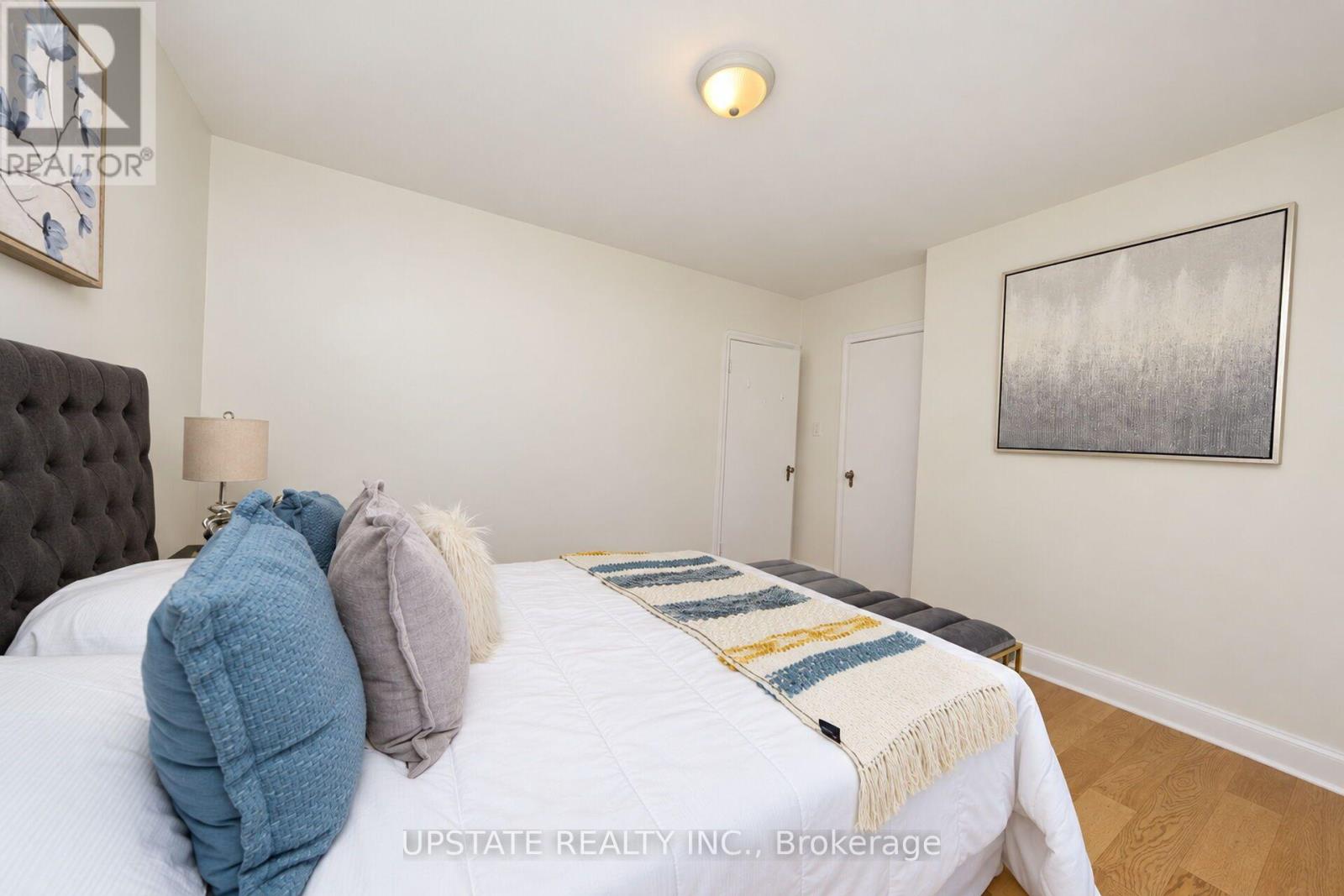 9 Elderidge Avenue, Toronto, Ontario  M8Y 2C4 - Photo 31 - W14120492