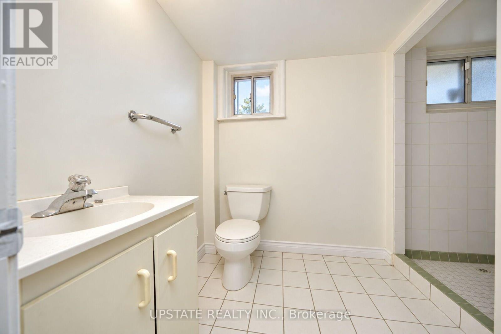 9 Elderidge Avenue, Toronto, Ontario  M8Y 2C4 - Photo 39 - W14120492