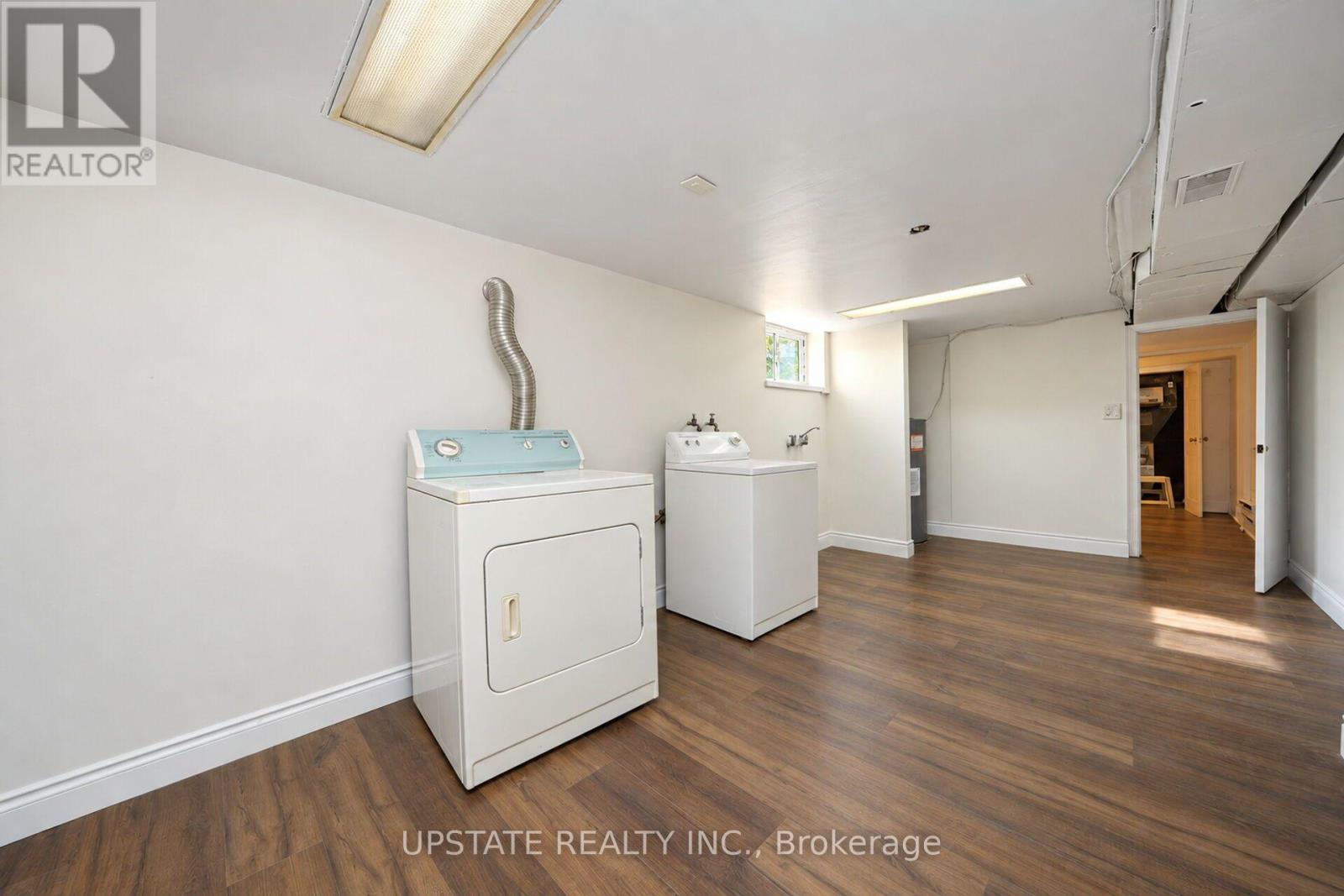 9 Elderidge Avenue, Toronto, Ontario  M8Y 2C4 - Photo 40 - W14120492