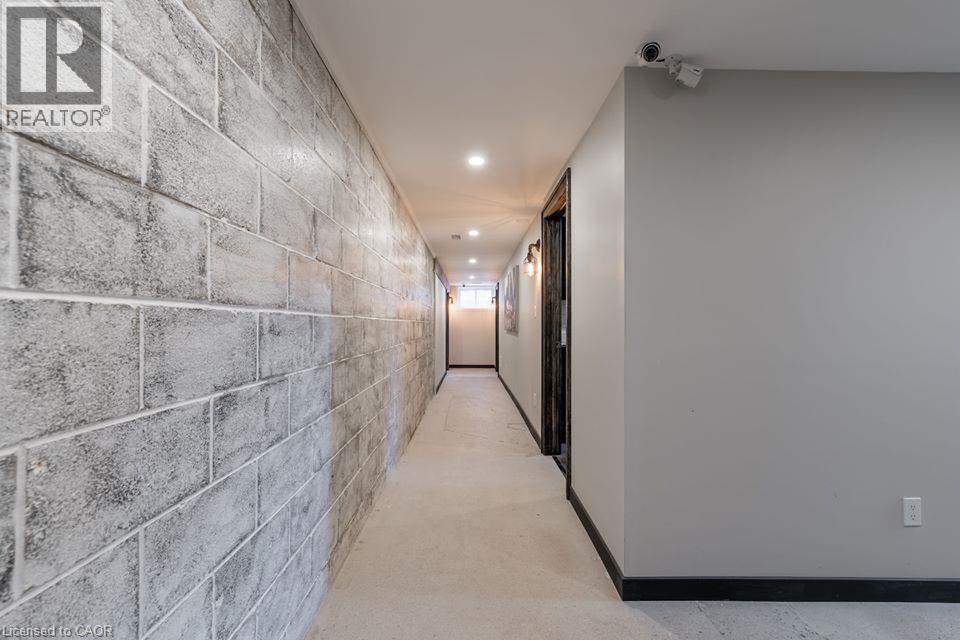 676 Rymal Road E Unit# 2, Hamilton, Ontario  L8W 1B3 - Photo 19 - 40874369