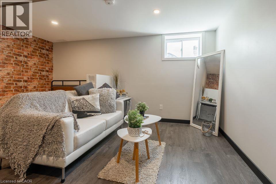 676 Rymal Road E Unit# 2, Hamilton, Ontario  L8W 1B3 - Photo 4 - 40874369