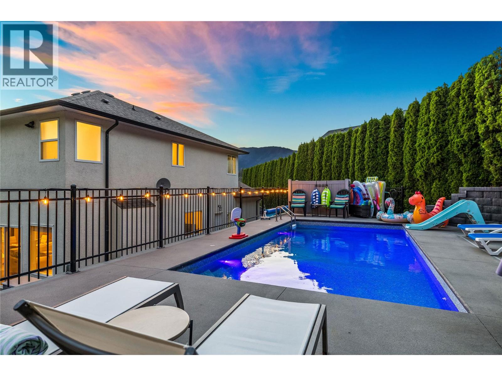 3414 Merlot Way, West Kelowna, British Columbia  V4T 2X9 - Photo 2 - 10404519