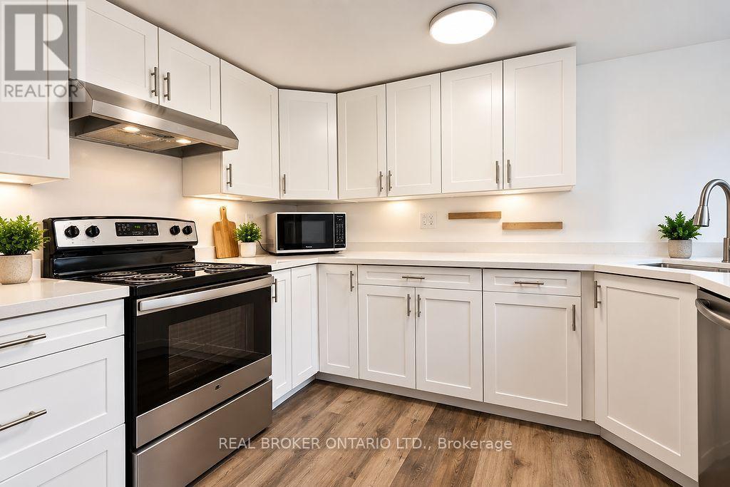 217 John Street, Clearview, Ontario  L0M 1S0 - Photo 31 - S13844552