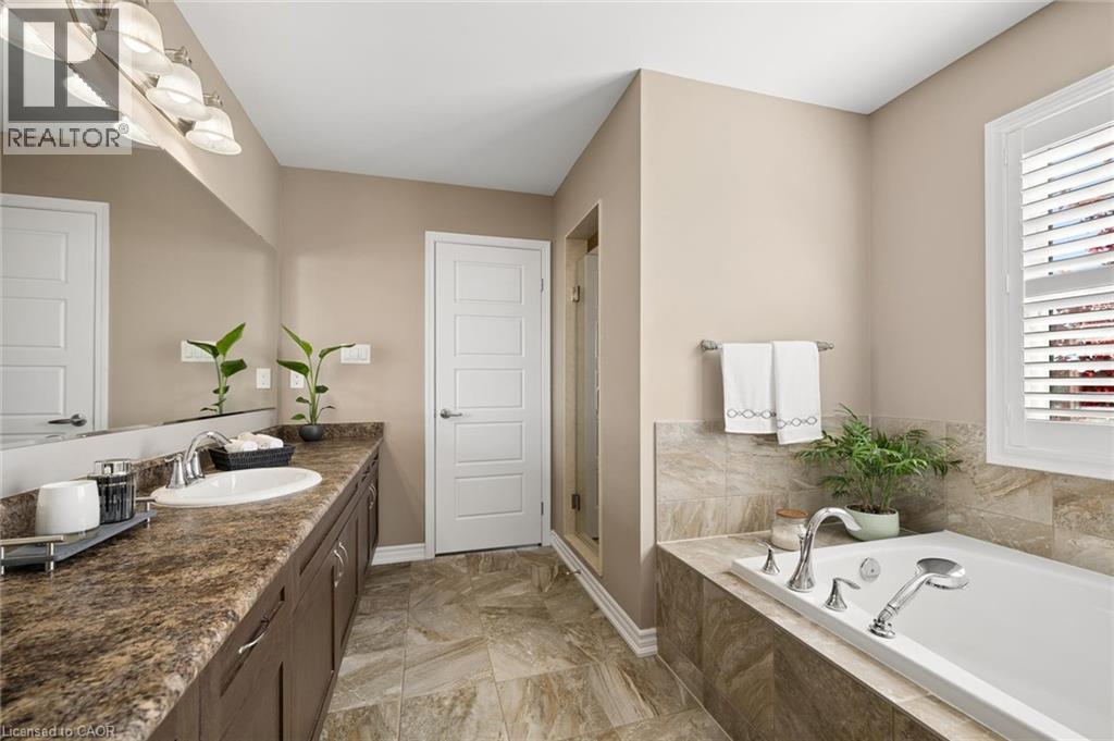 Detached for sale at 293 Seabrook Drive, Rosenberg (Trussler), Kitchener, Ontario, photo 36