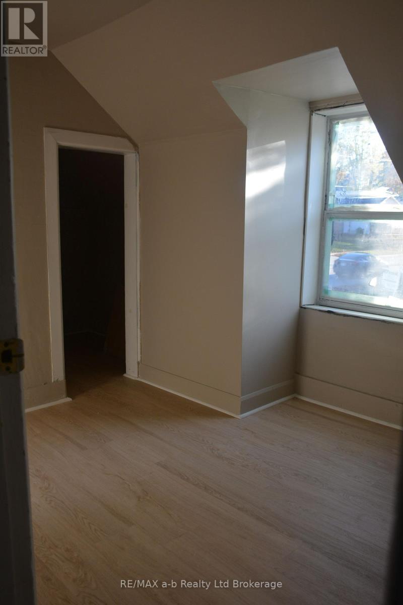 183 Charles Street E, Ingersoll, Ontario  N5C 1J9 - Photo 23 - X14120692