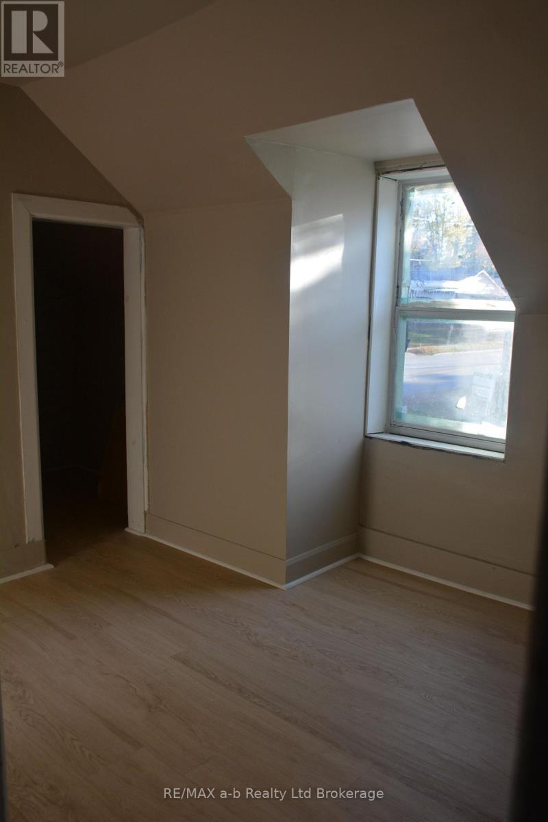 183 Charles Street E, Ingersoll, Ontario  N5C 1J9 - Photo 24 - X14120692