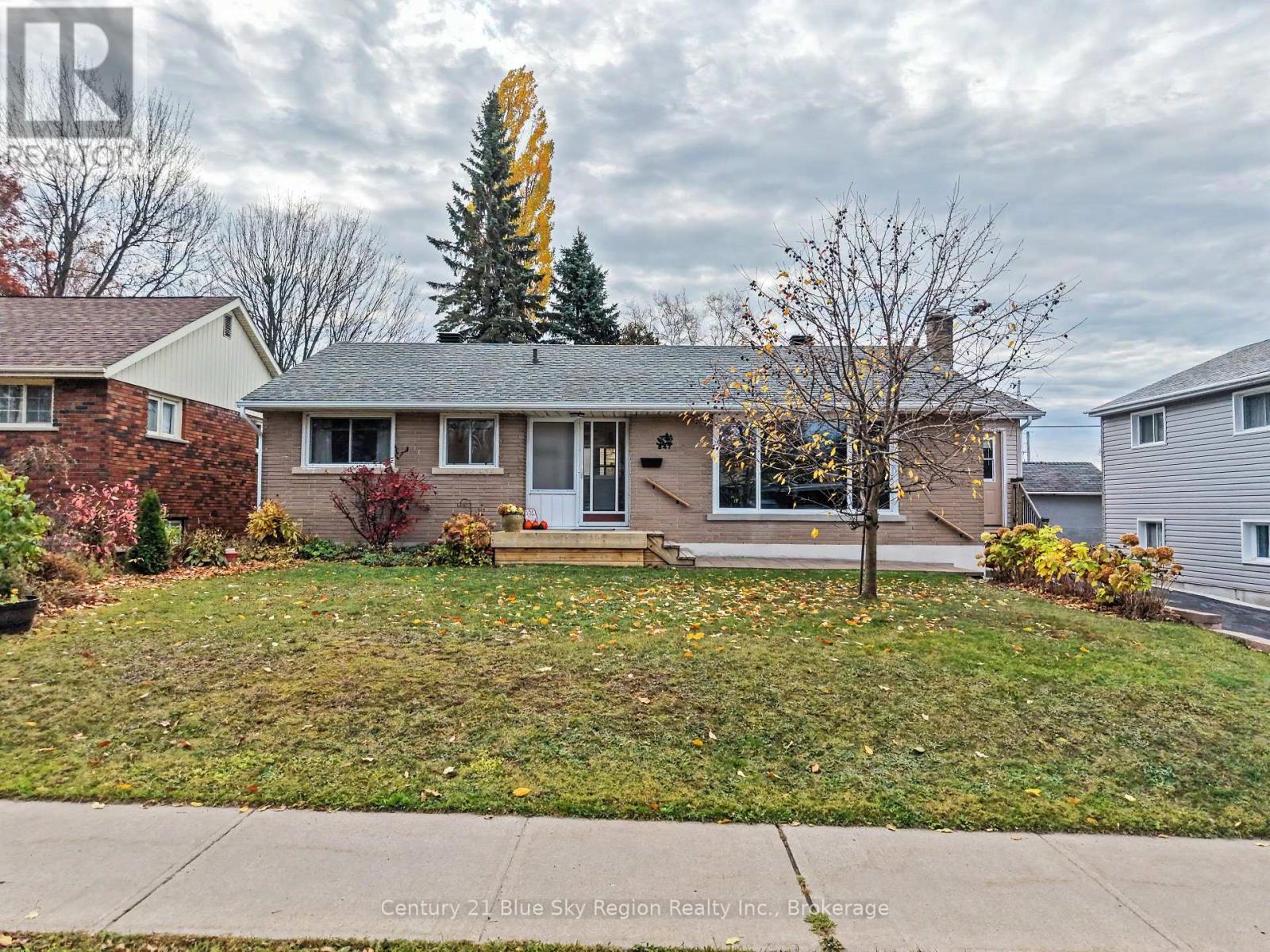 847 Vimy Street, North Bay, Ontario  P1B 5B6 - Photo 7 - X14120550