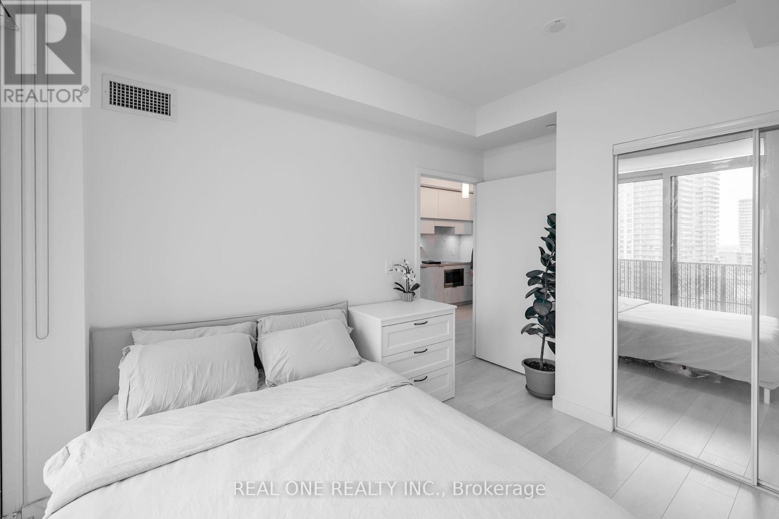 1509 - 8 Eglinton Avenue E, Toronto, Ontario  M4P 0C1 - Photo 14 - C14120584