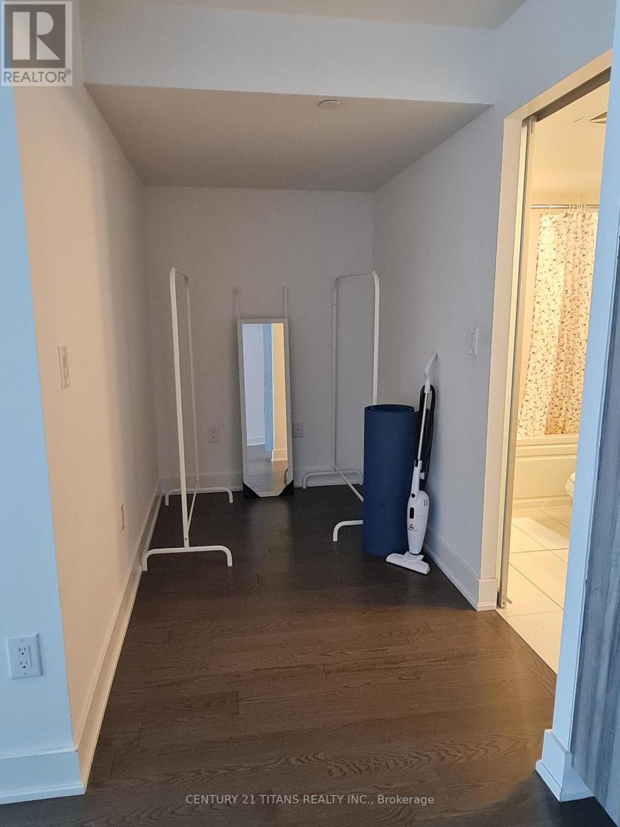 2419 - 955 Bay Street, Toronto, Ontario  M5S 2A2 - Photo 5 - C14120688