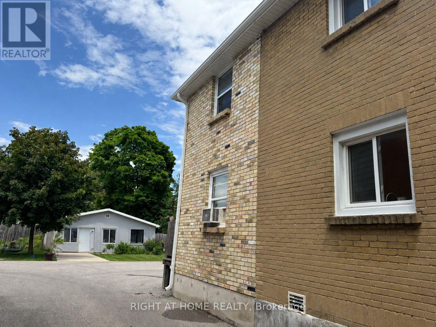 17 Evergreen Avenue, London South, Ontario  N6J 1A6 - Photo 2 - X14120726