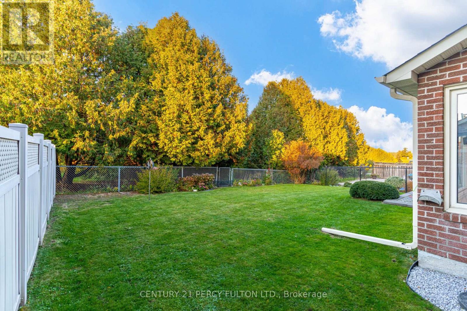 1204 Bramblewood Court, Pickering, Ontario  L1X 1B2 - Photo 41 - E14120674