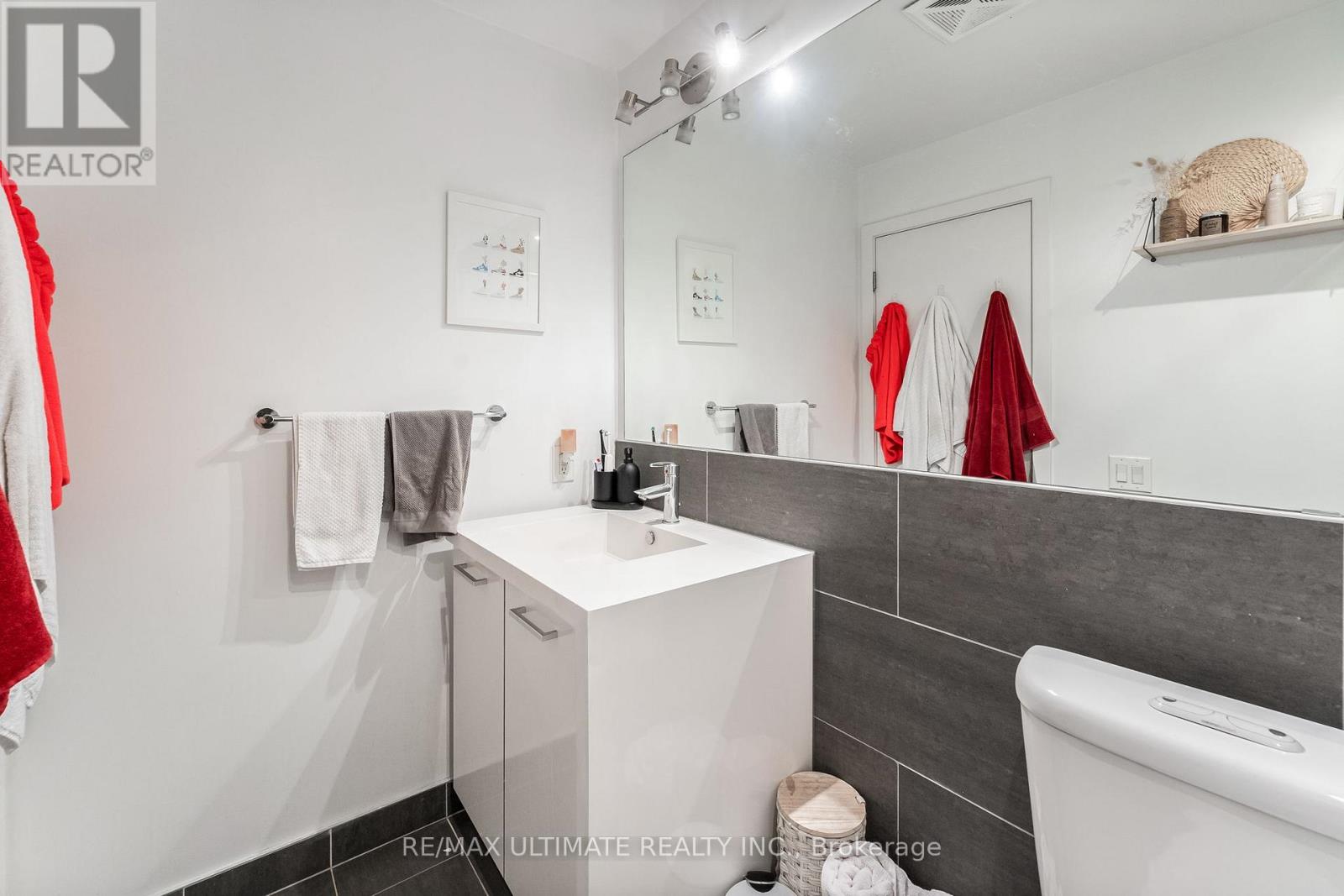 318 - 319 Carlaw Avenue, Toronto, Ontario  M4M 0A4 - Photo 15 - E14120680