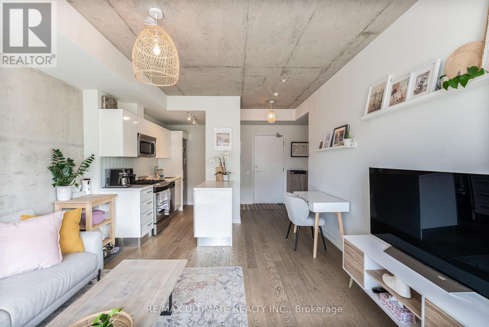 318 - 319 Carlaw Avenue, Toronto, Ontario  M4M 0A4 - Photo 6 - E14120680