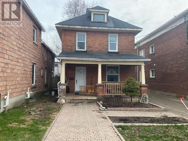 376 Pembroke Street, Pembroke, Ontario