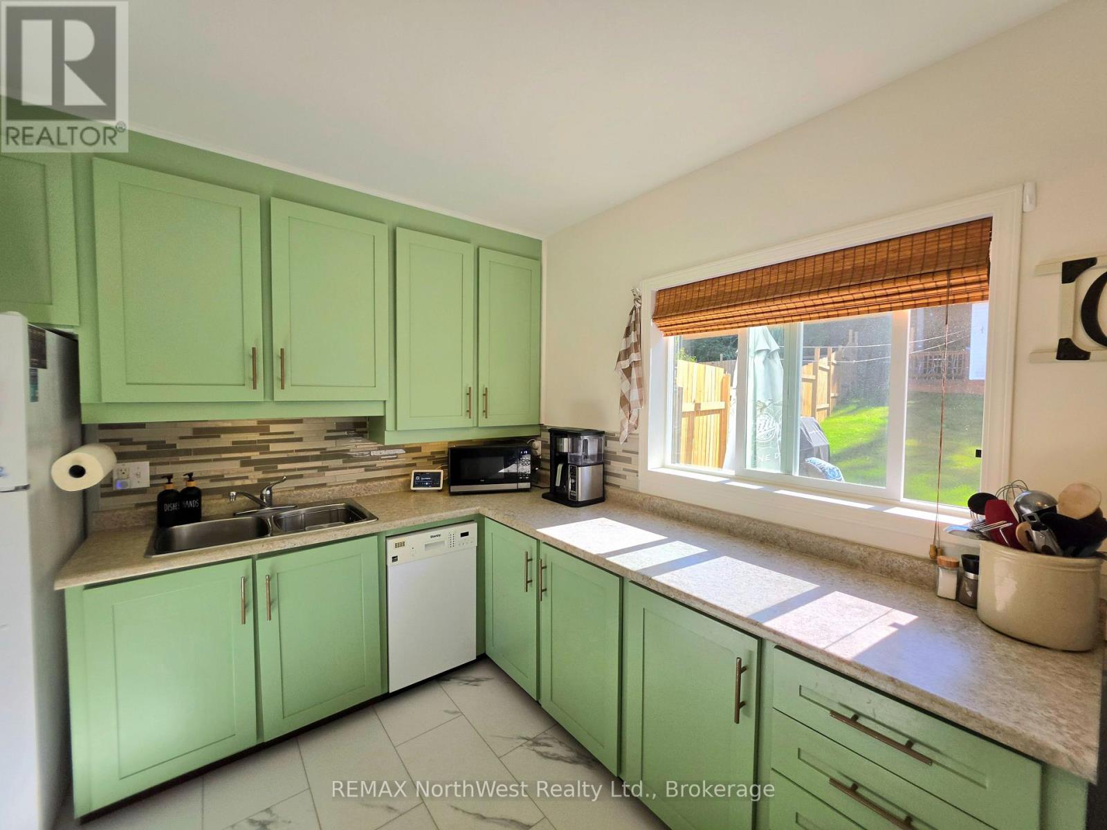 51 Drewry Drive, Kenora, Ontario  P9N 2X7 - Photo 12 - X14120676