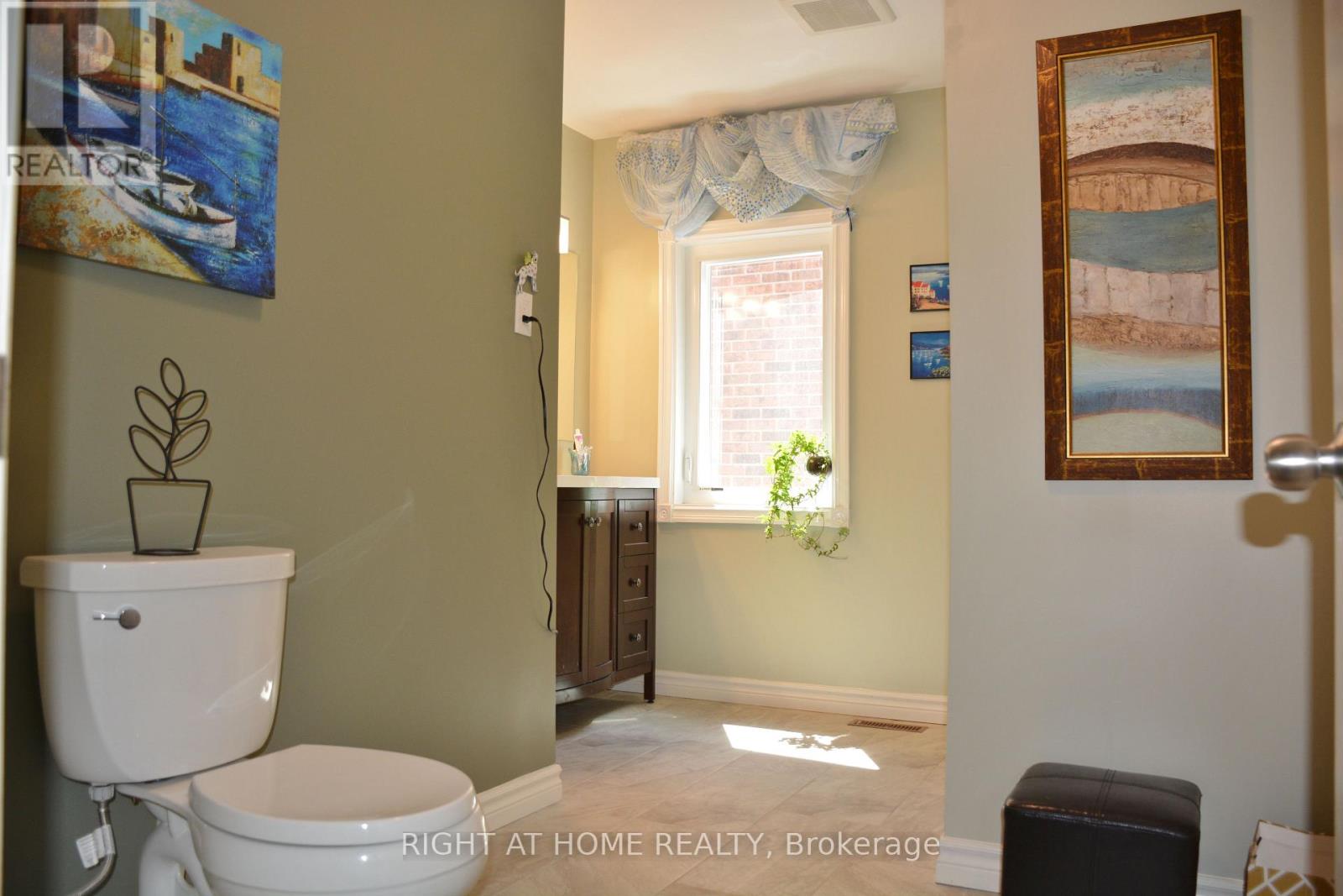 6 Cowles Court, Richmond Hill (Mill Pond), Ontario  L4C 9A7 - Photo 16 - N14120708