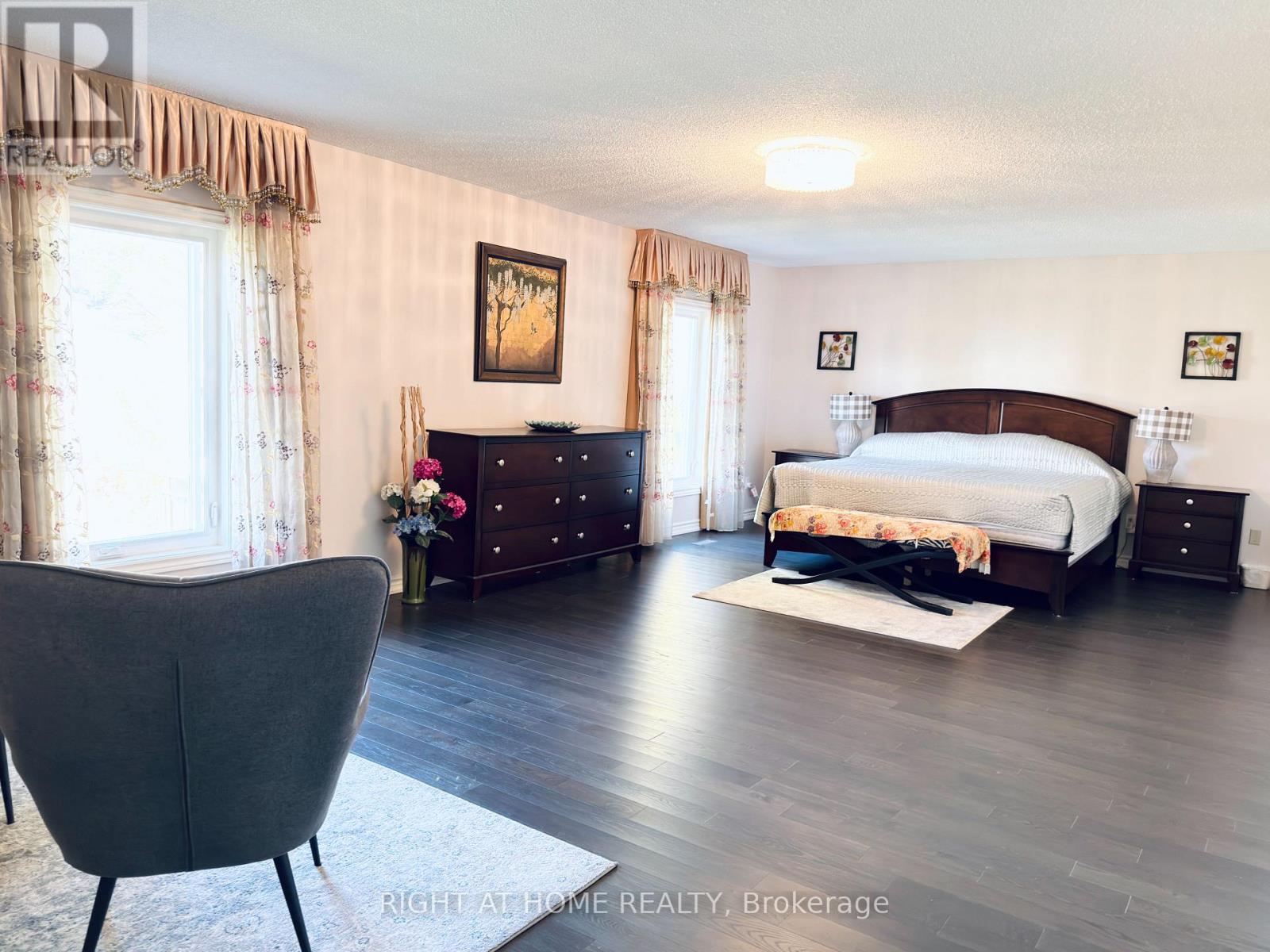 6 Cowles Court, Richmond Hill (Mill Pond), Ontario  L4C 9A7 - Photo 9 - N14120708