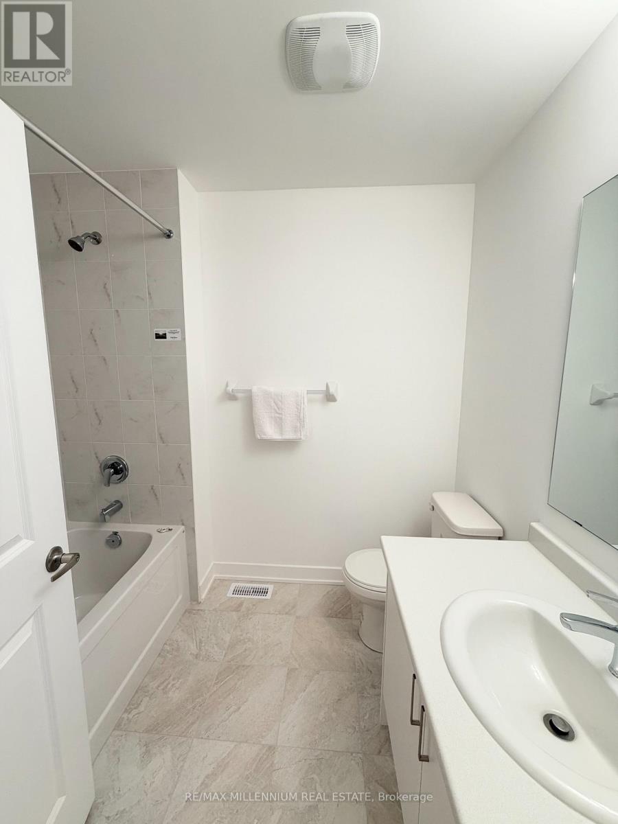 39 Flan Boulevard, Barrie, Ontario  L9J 0E1 - Photo 14 - S14120794