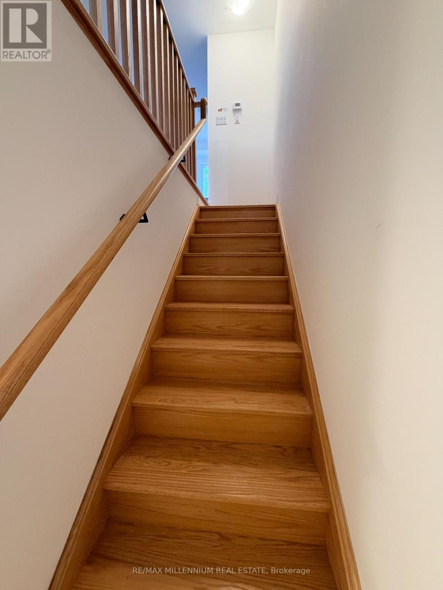 39 Flan Boulevard, Barrie, Ontario  L9J 0E1 - Photo 7 - S14120794