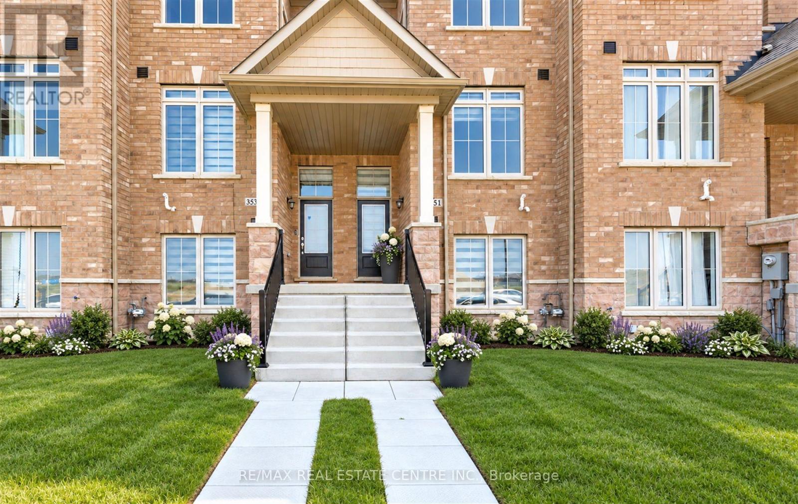 353 Inspire Boulevard, Brampton, Ontario  L6R 0B8 - Photo 3 - W14120520