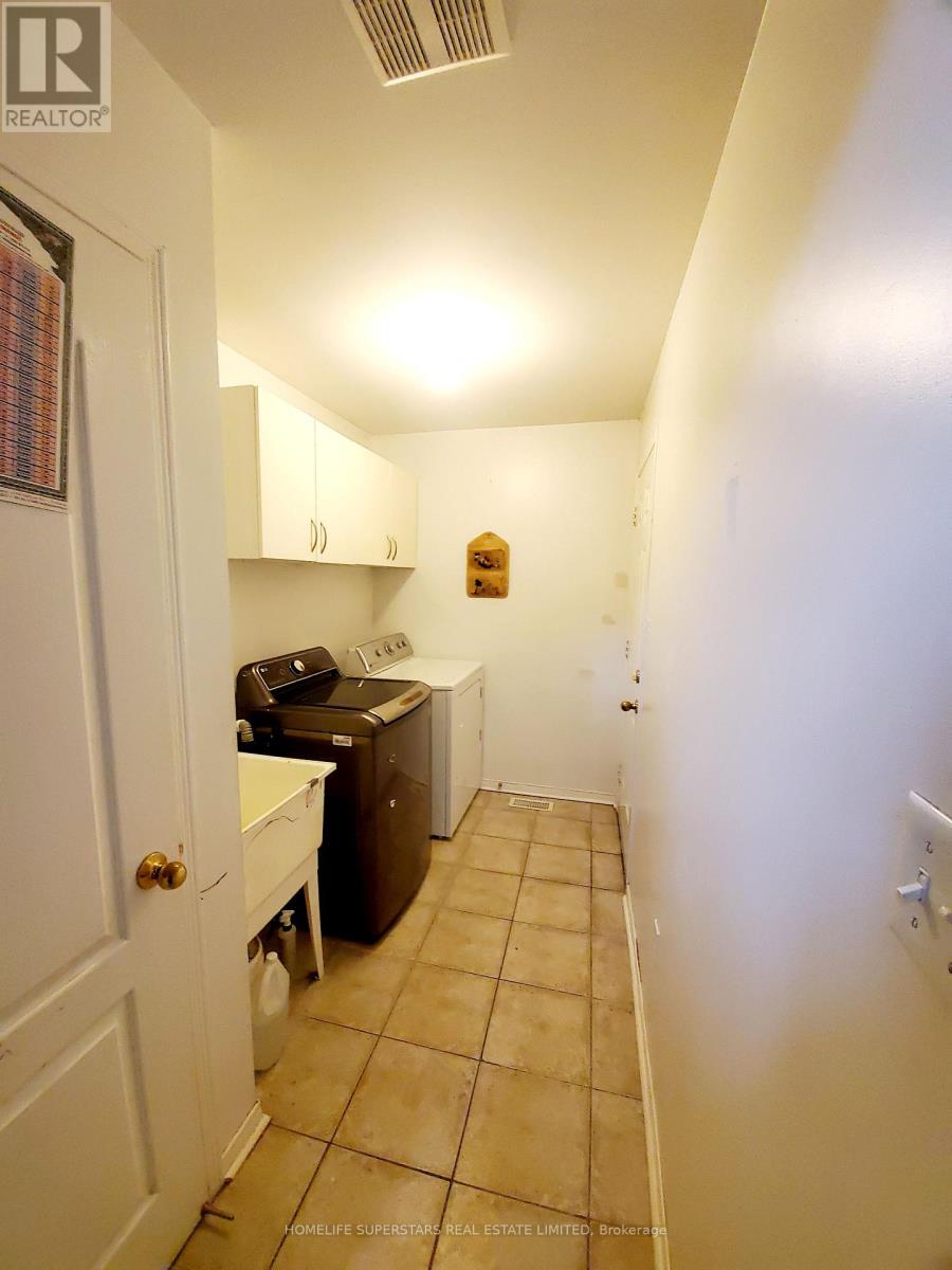 6096 Windfleet Crescent, Mississauga, Ontario  L5V 2Z6 - Photo 19 - W14120528