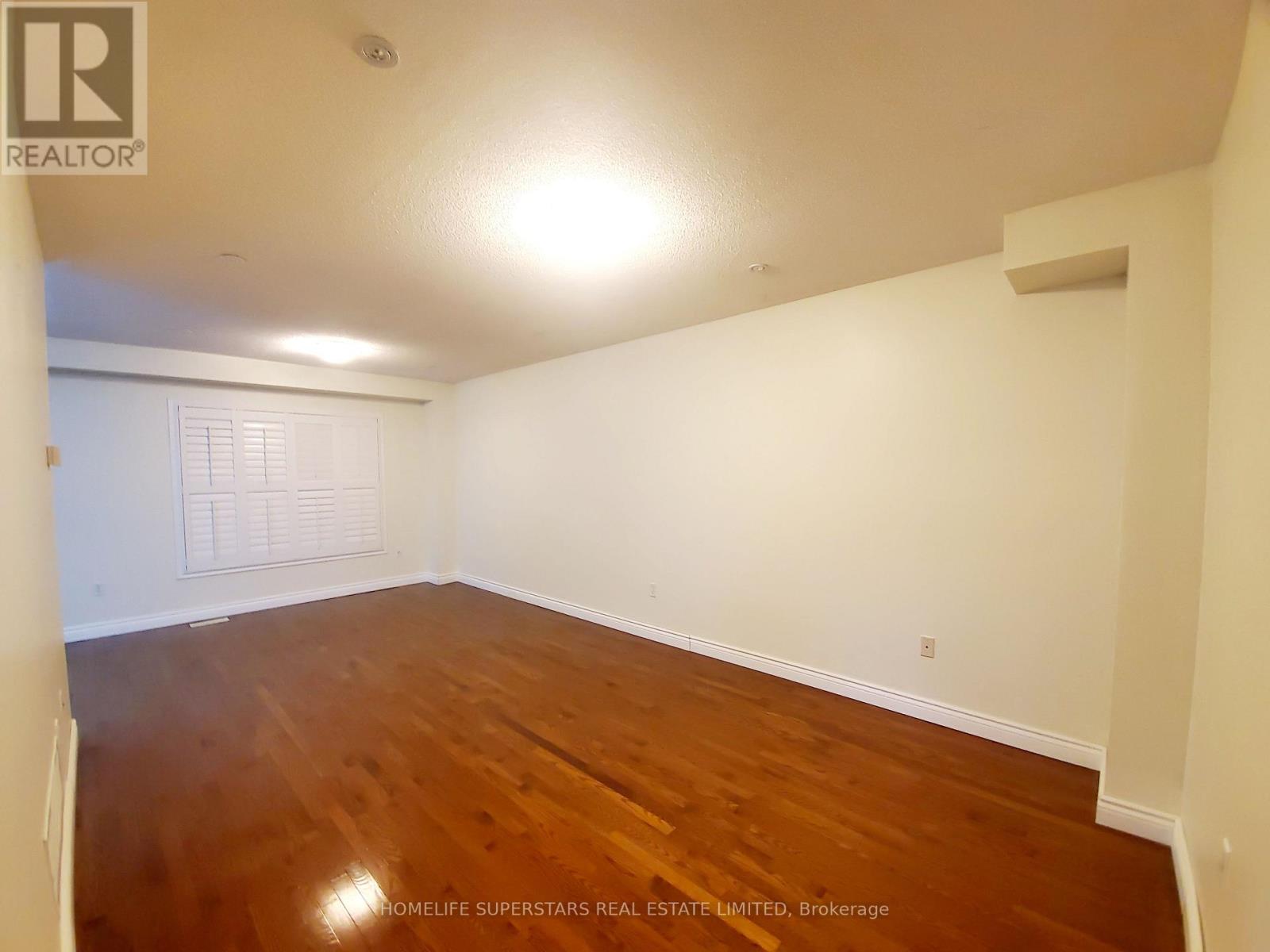 6096 Windfleet Crescent, Mississauga, Ontario  L5V 2Z6 - Photo 3 - W14120528