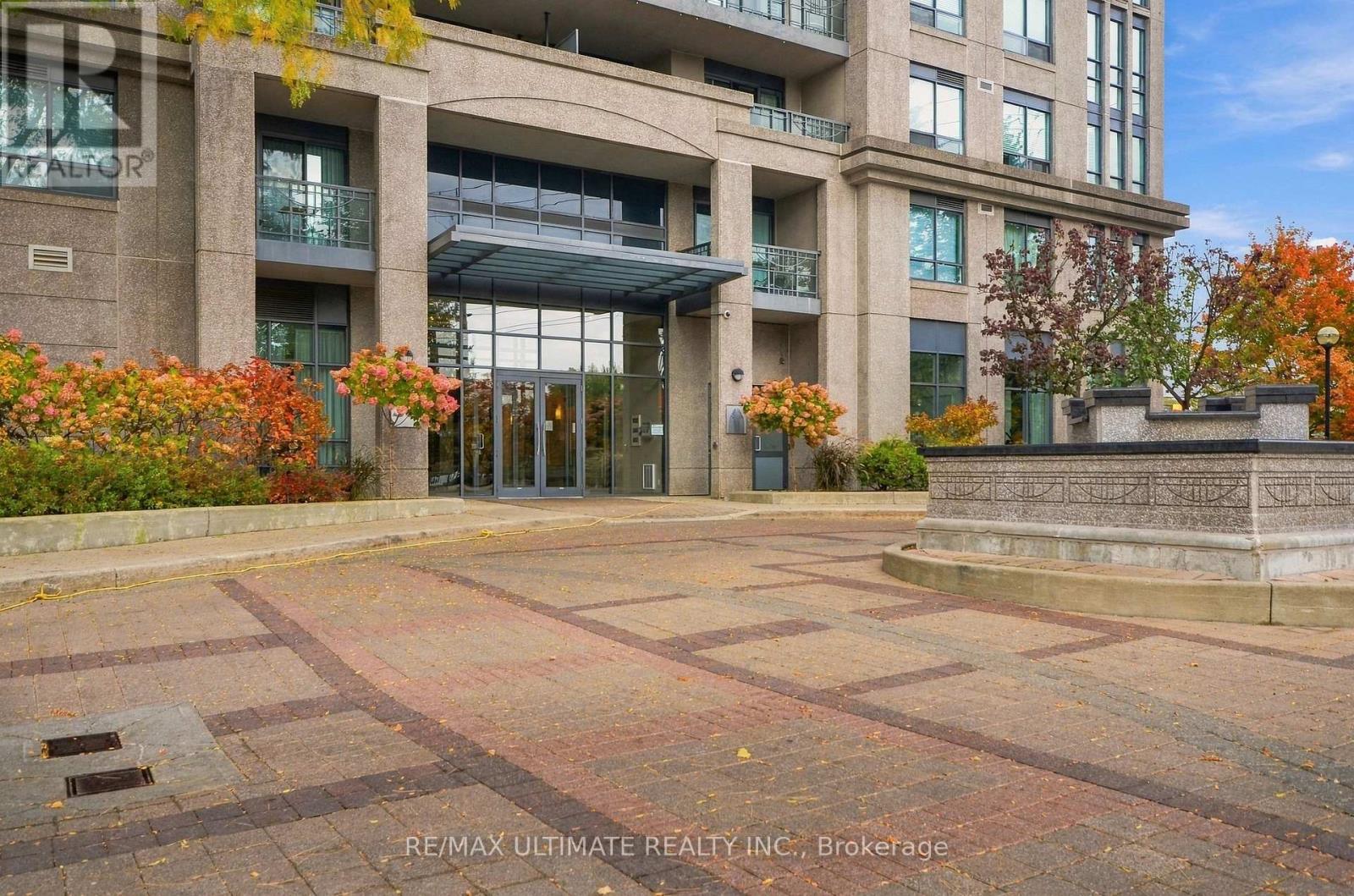 501 - 38 Fontenay Court, Toronto, Ontario  M9A 5H5 - Photo 2 - W14120696