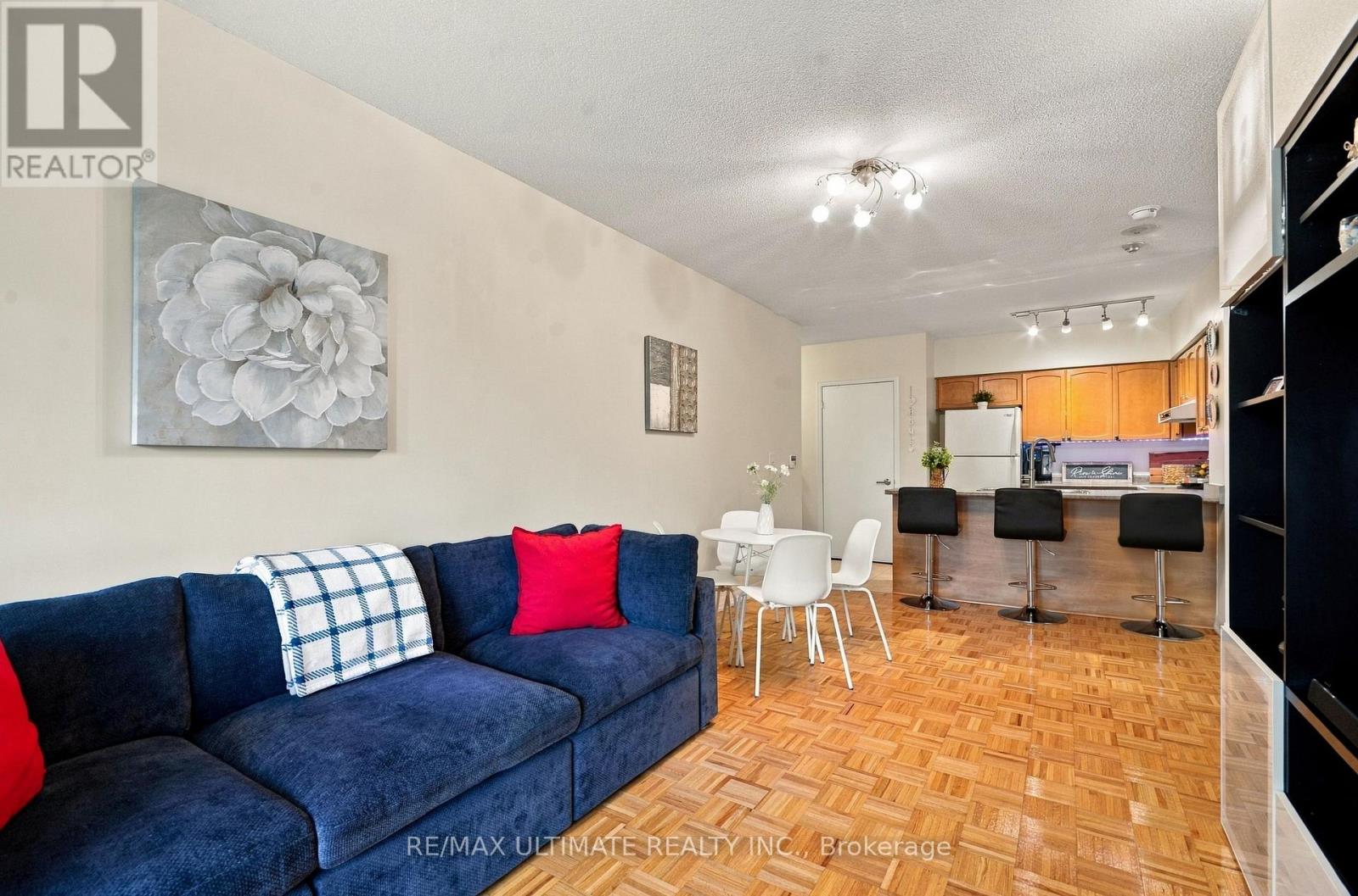 501 - 38 Fontenay Court, Toronto, Ontario  M9A 5H5 - Photo 8 - W14120696