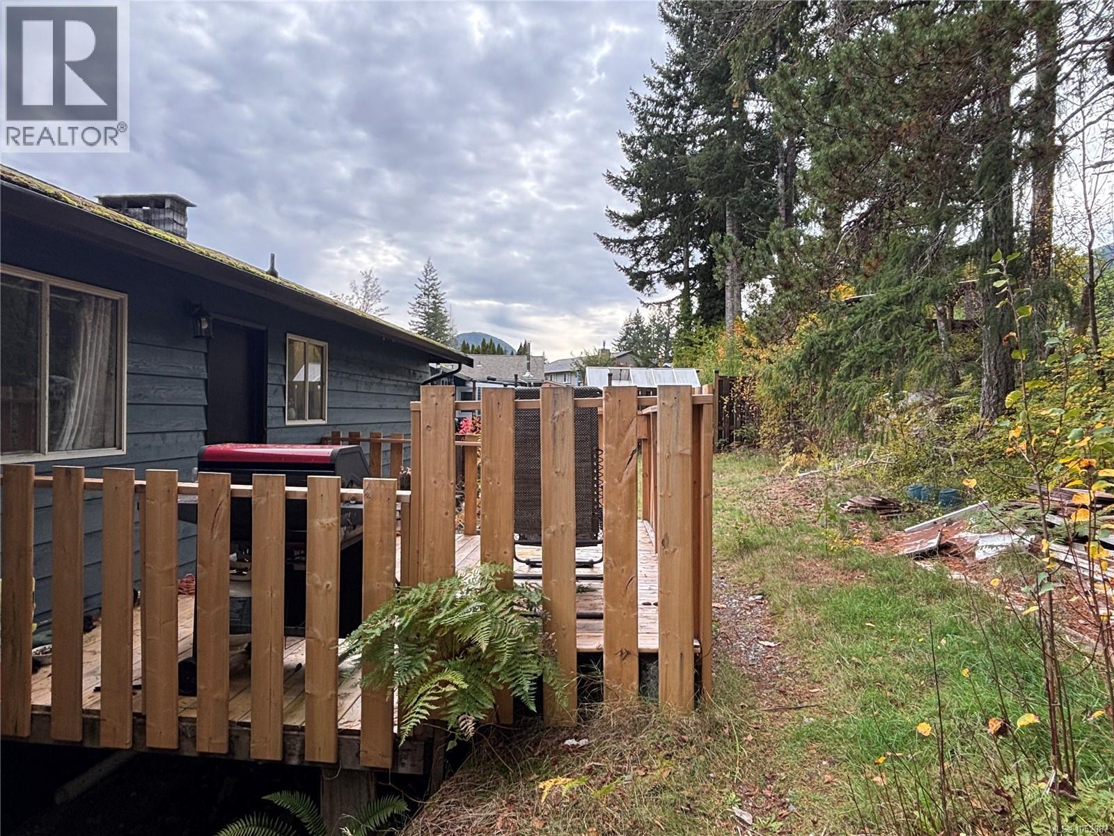 410 Nootka Dr