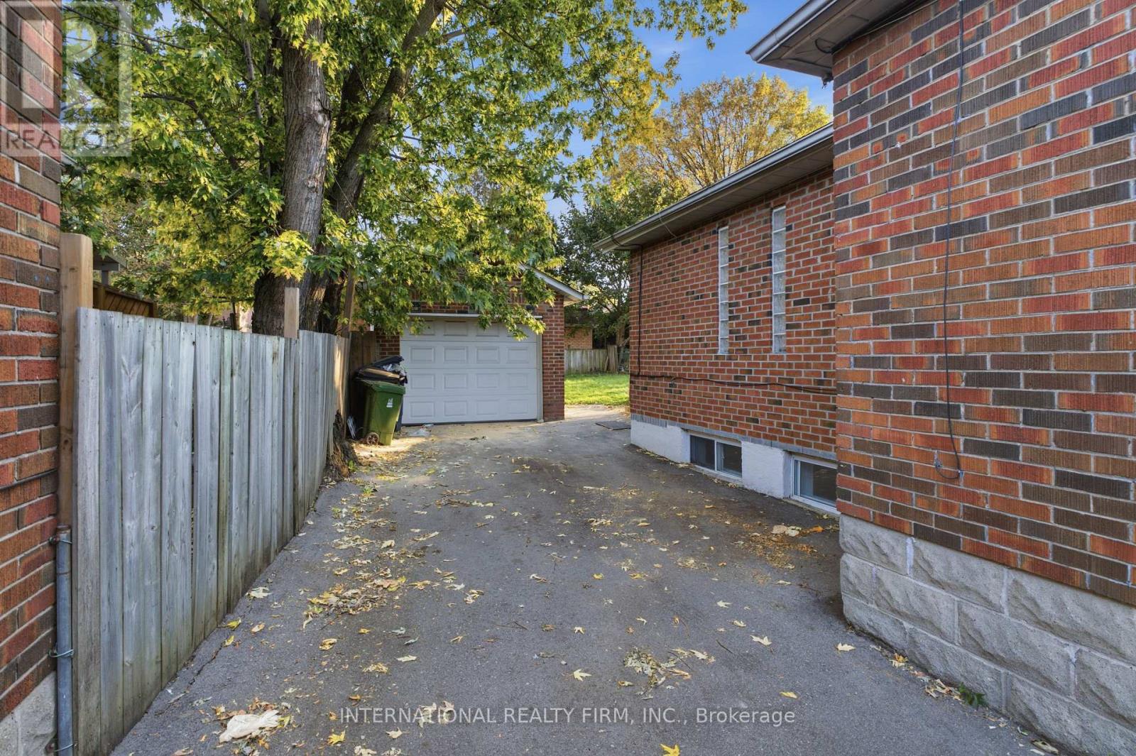 221 Church Street, Toronto, Ontario  M9N 1N9 - Photo 27 - W13768682
