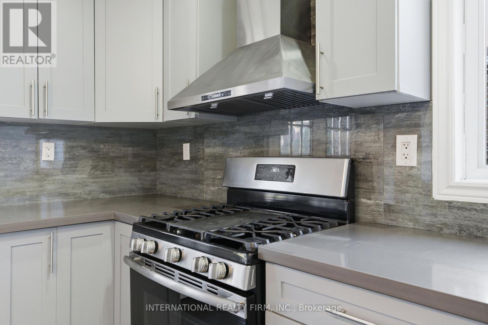221 Church Street, Toronto, Ontario  M9N 1N9 - Photo 7 - W13768682