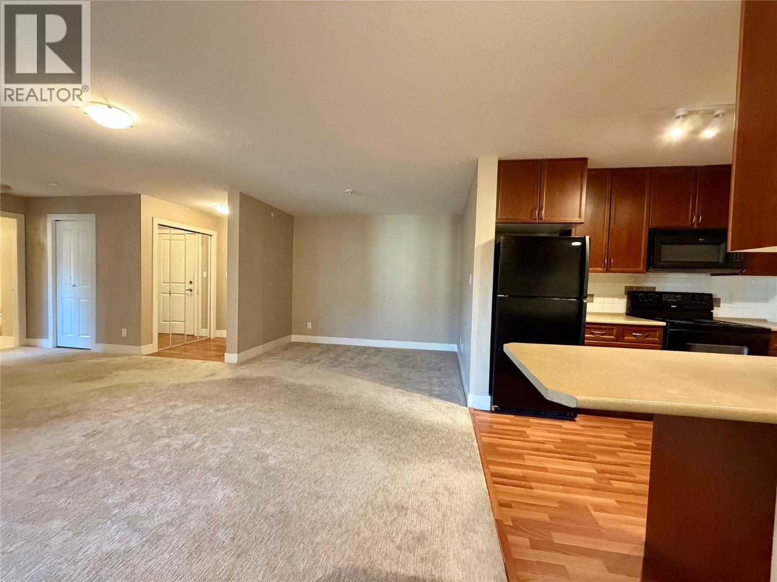 246 Hasting Avenue Unit# 402, Penticton, British Columbia  V2A 2V6 - Photo 7 - 10404408