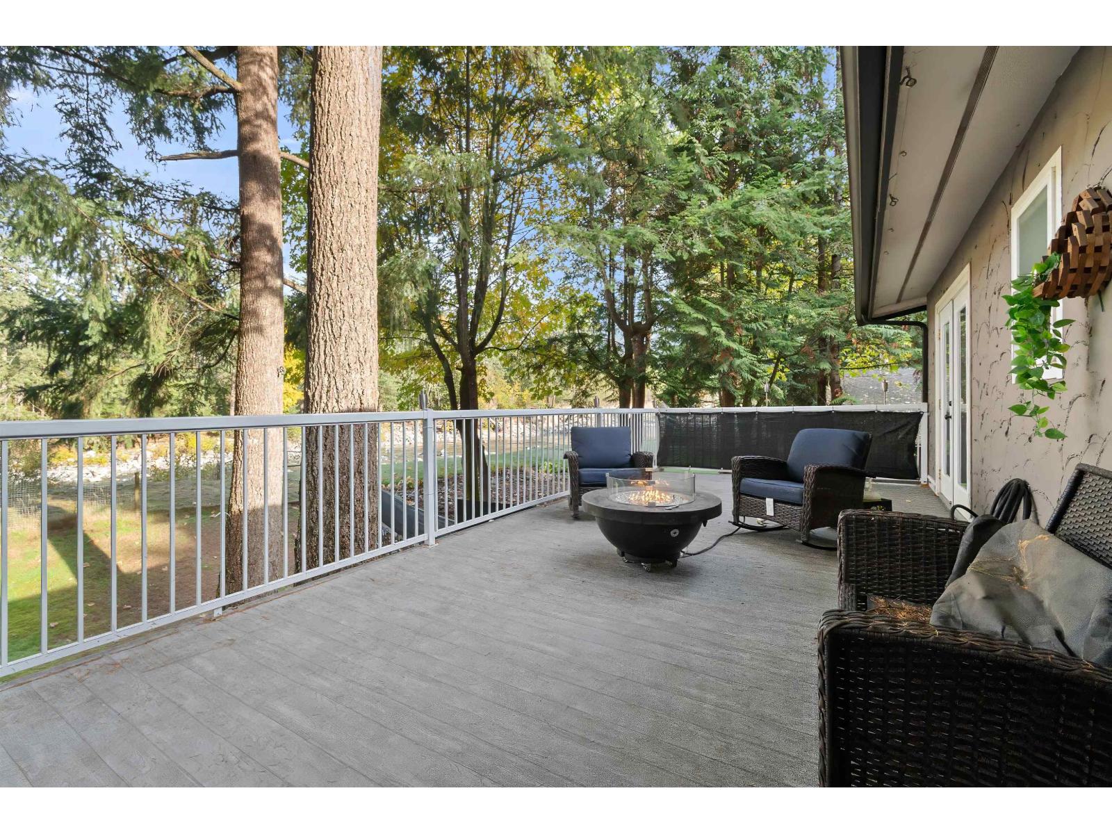 20 ROBERTSON CRESCENT|Hope