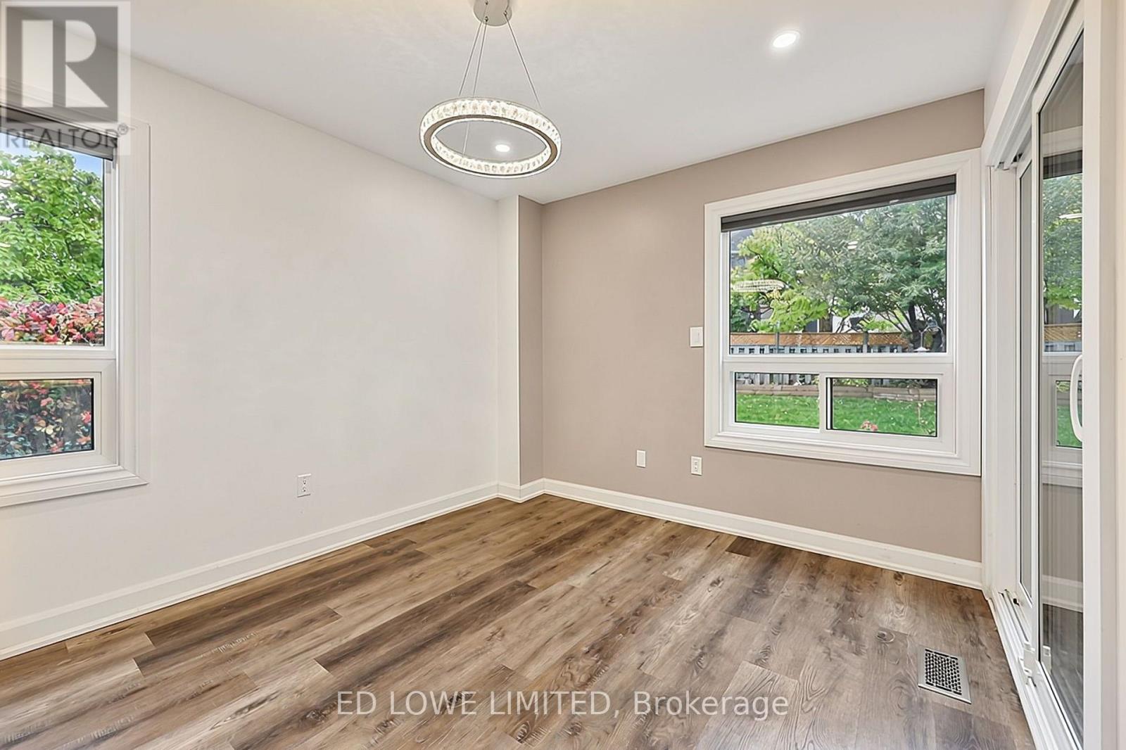 63 Weatherup Crescent, Barrie, Ontario  L4N 7J6 - Photo 17 - S14091168