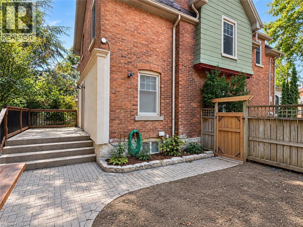 17 Gerrard Street, St. Catharines, Ontario  L2R 5S8 - Photo 34 - 40871852