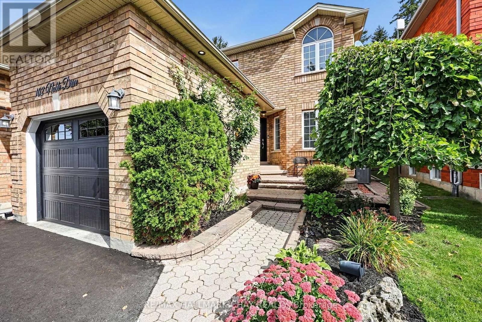 102 Noble Drive, Bradford West Gwillimbury (Bradford), Ontario  L3Z 3B5 - Photo 3 - N14120932